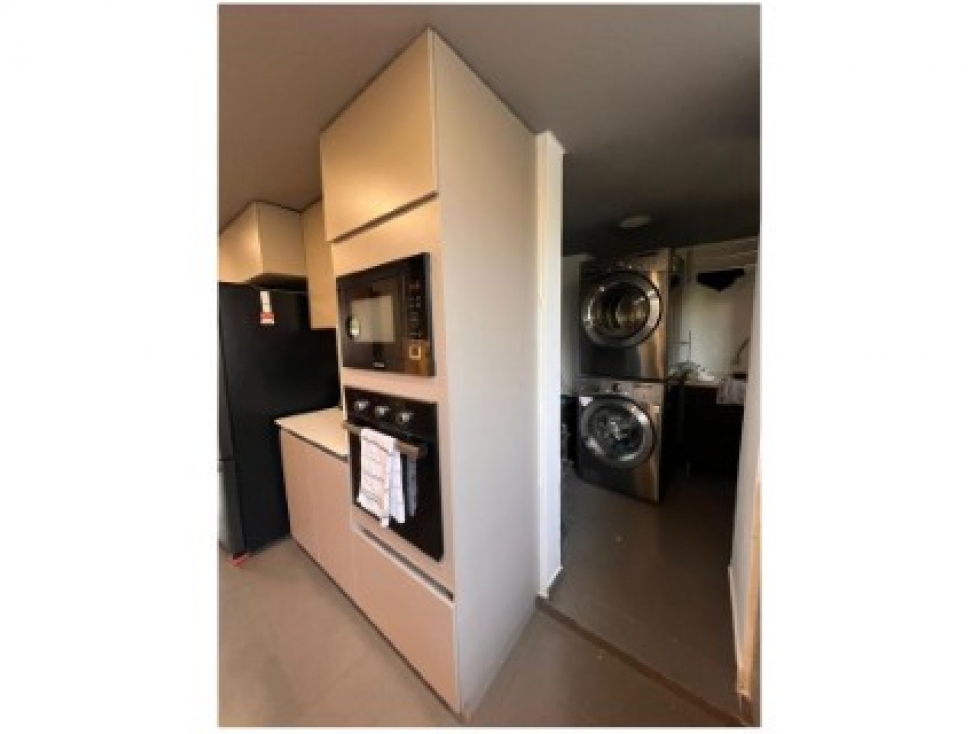 Apartamento en venta en El Poblado, Medellín · foto 19 de 24