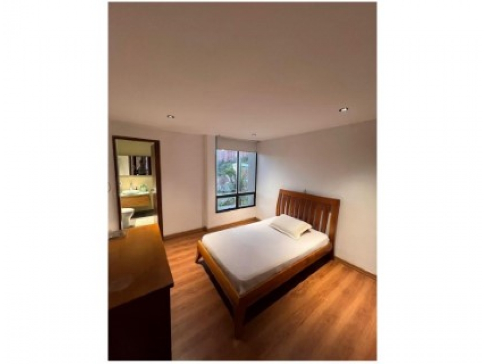 Apartamento en venta en El Poblado, Medellín · foto 20 de 24