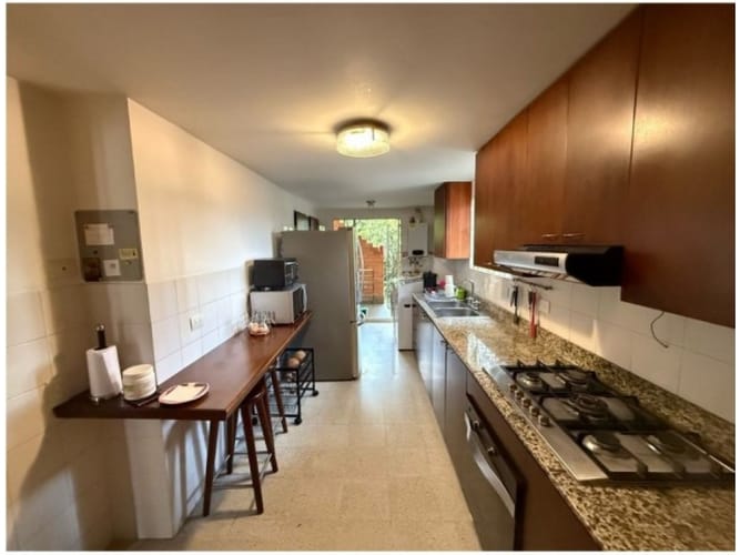 Casa de 3 alcobas en venta en San Lucas, Medellín, 248 m² · foto 6 de 20