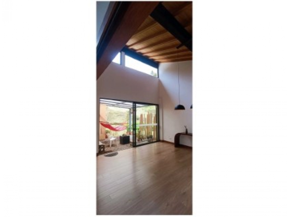 Casa de 3 alcobas en venta en Altos Del Escobero, El Retiro, 290 m² · foto 7 de 16