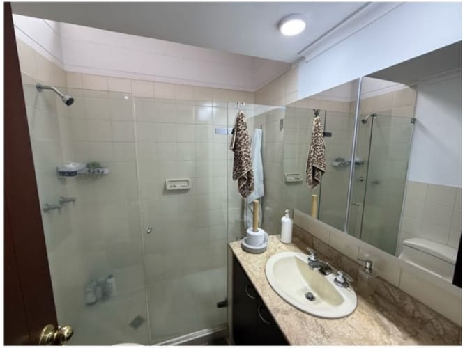 Casa de 3 alcobas en venta en San Lucas, Medellín, 248 m² · foto 20 de 20