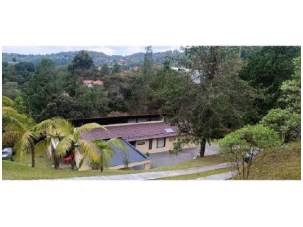 Casa de 3 alcobas en venta en Altos Del Escobero, El Retiro, 290 m² · foto 16 de 16