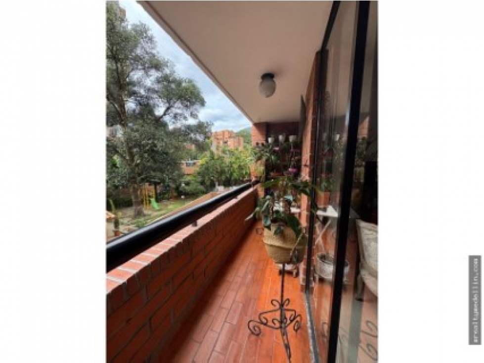 Apartamento en venta en El Poblado, Medellín · foto 4 de 19