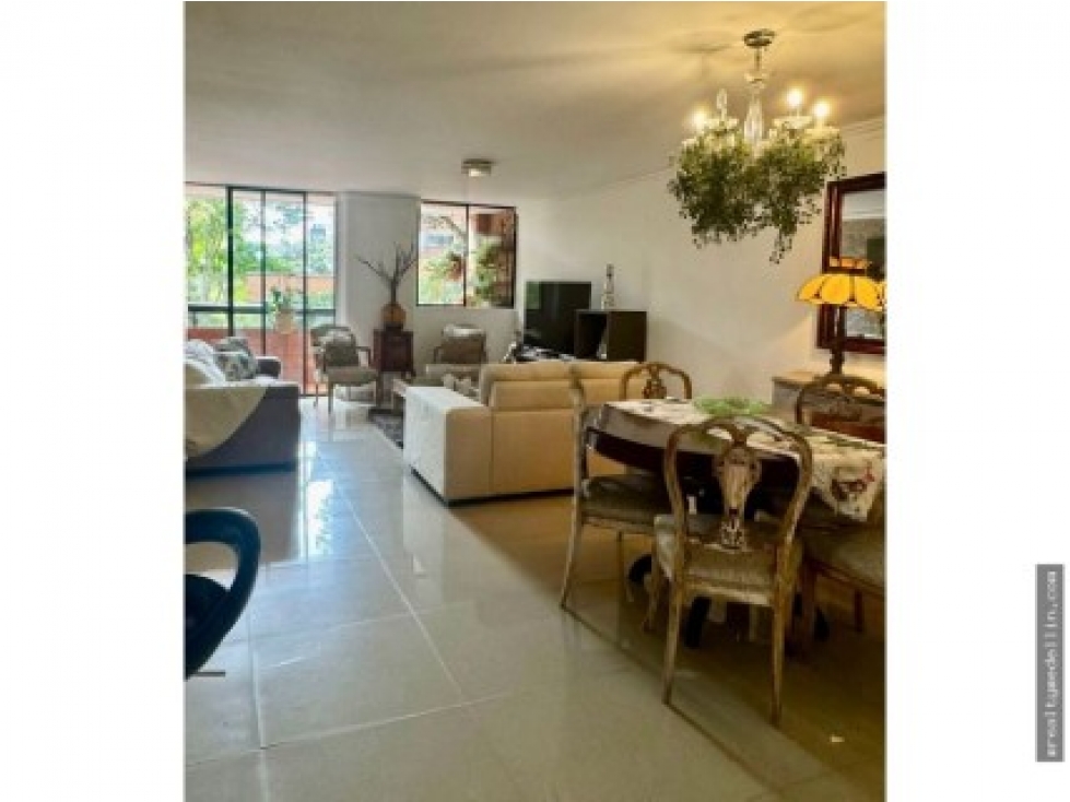 Apartamento en venta en El Poblado, Medellín · foto 5 de 19