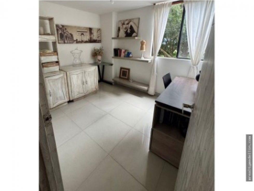 Apartamento en venta en El Poblado, Medellín · foto 15 de 19
