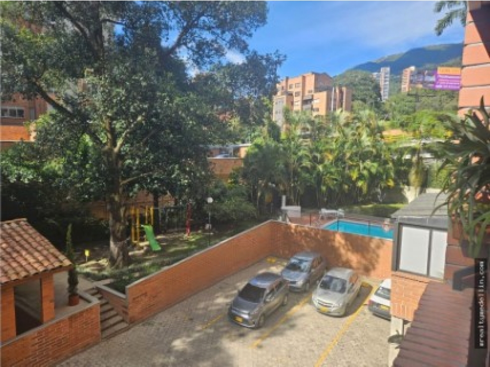 Apartamento en venta en El Poblado, Medellín · foto 16 de 19