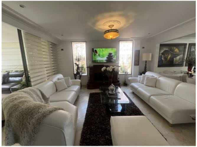 Casa de 5 alcobas en venta en Loma Benedictinos, Envigado, 364 m² · foto 14 de 24