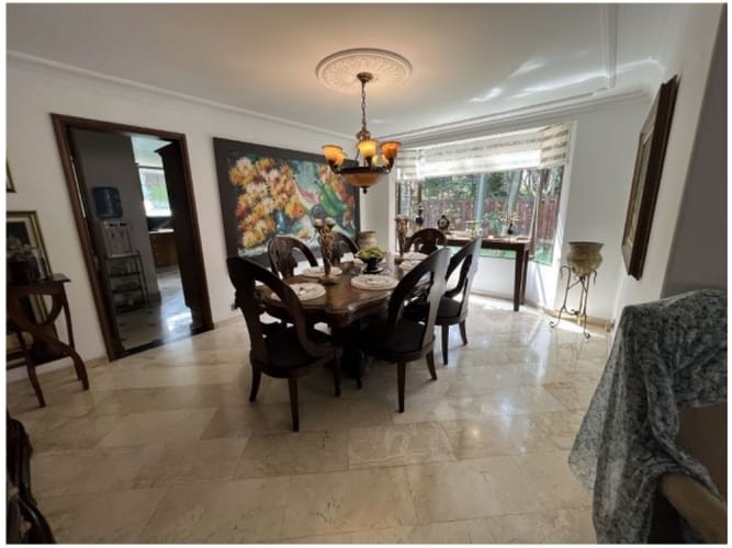 Casa de 5 alcobas en venta en Loma Benedictinos, Envigado, 364 m² · foto 24 de 24