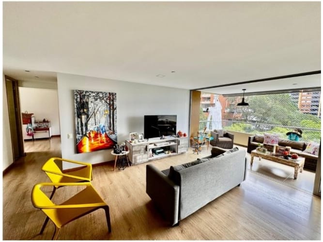 Apartamento de 3 alcobas en venta en Loma Del Esmeraldal, Envigado, 166 m² · foto 2 de 24