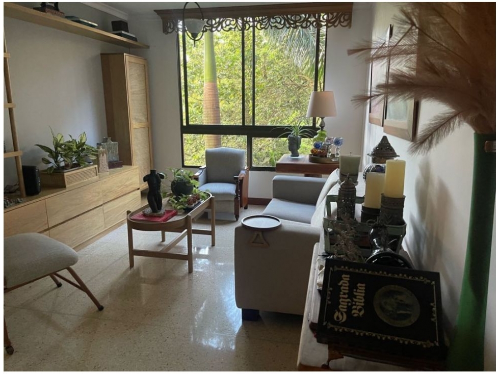 Apartamento en venta en El Poblado, Medellín · foto 4 de 18