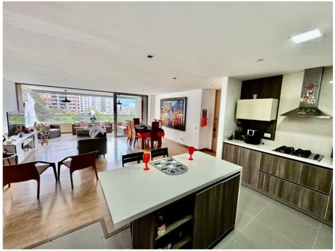Apartamento de 3 alcobas en venta en Loma Del Esmeraldal, Envigado, 166 m² · foto 8 de 24
