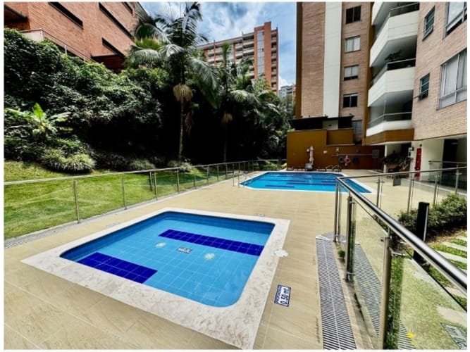 Apartamento de 3 alcobas en venta en Loma Del Esmeraldal, Envigado, 166 m² · foto 20 de 24