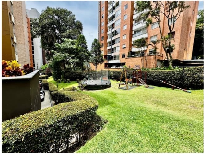 Apartamento de 3 alcobas en venta en Loma Del Esmeraldal, Envigado, 166 m² · foto 21 de 24