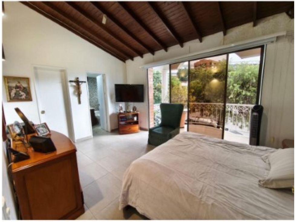Casa de 4 alcobas en venta en El Poblado, Medellín, 150 m² · foto 4 de 12