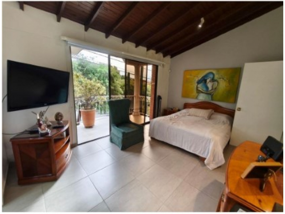 Casa de 4 alcobas en venta en El Poblado, Medellín, 150 m² · foto 8 de 12