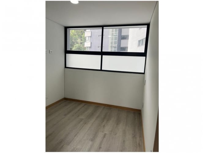 Apartamento de 3 alcobas en venta en El Poblado, Medellín, 98 m² · foto 5 de 9