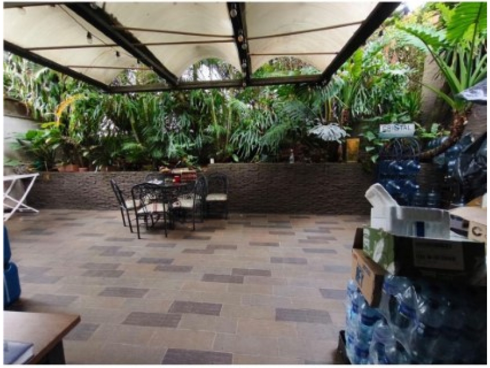 Casa de 4 alcobas en venta en El Poblado, Medellín, 150 m² · foto 11 de 12