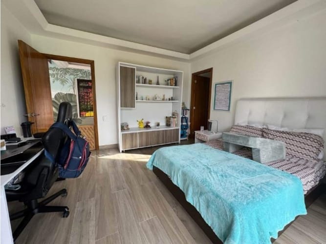 Casa de 5 alcobas en venta en Las Palmas, Envigado, 411 m² · foto 8 de 15
