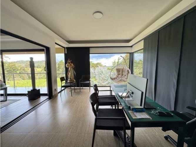Casa de 5 alcobas en venta en Las Palmas, Envigado, 411 m² · foto 12 de 15