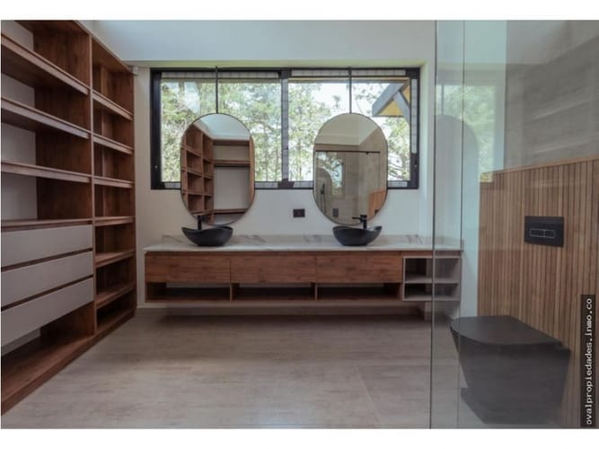 Casa de 6 alcobas en venta en Guamito, La Ceja, 580 m² · foto 7 de 24