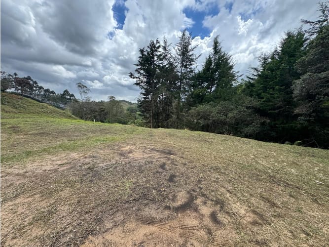 Lote en venta en Mampuesto, Rionegro, 2530 m² · foto 8 de 10