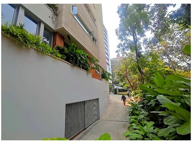 Apartamento de 2 alcobas en venta en Las Lomas, Medellín, 186 m² · foto 13 de 13