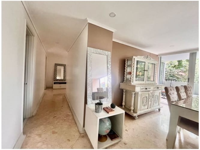 Apartamento en venta en El Poblado, Medellín · foto 10 de 24