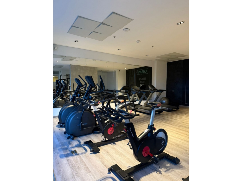 Apartamento en venta en Altos Del Poblado, Medellín · foto 14 de 18