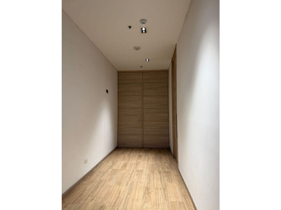 Apartamento en venta en Altos Del Poblado, Medellín · foto 15 de 18