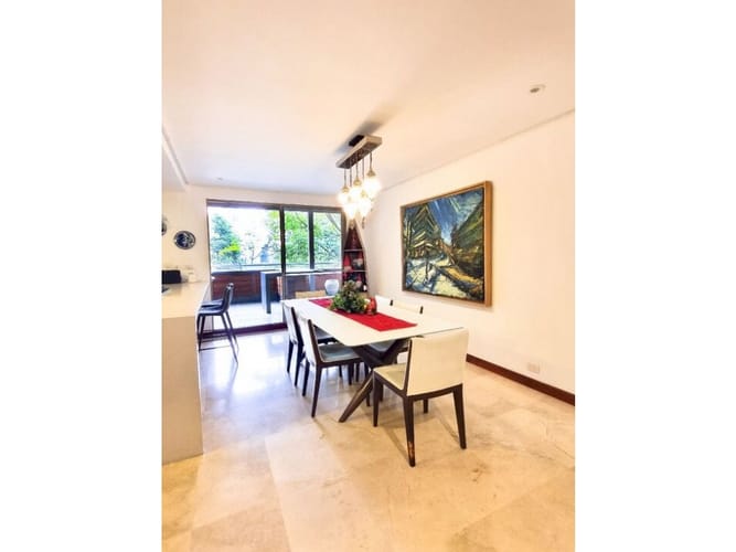 Apartamento de 3 alcobas en venta en Los Naranjos, Medellín, 235 m² · foto 6 de 15