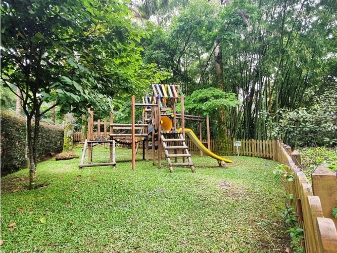 Apartamento de 3 alcobas en venta en Los Naranjos, Medellín, 235 m² · foto 14 de 15