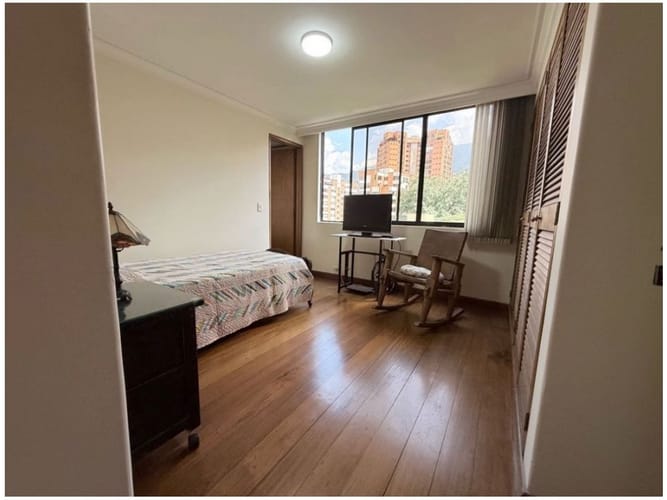 Apartamento de 3 alcobas en venta en El Poblado, Medellín, 162 m² · foto 10 de 24