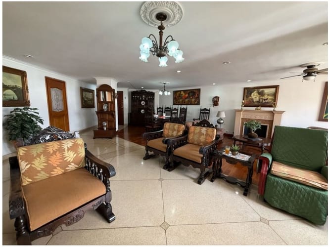 Apartamento de 3 alcobas en venta en El Poblado, Medellín, 162 m² · foto 11 de 24