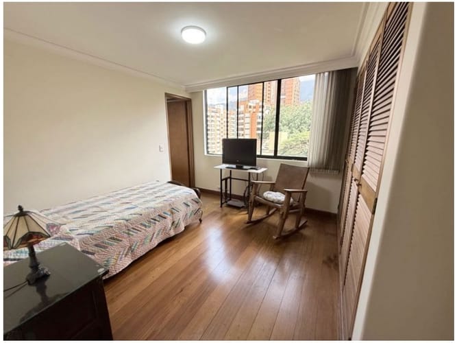 Apartamento de 3 alcobas en venta en El Poblado, Medellín, 162 m² · foto 13 de 24