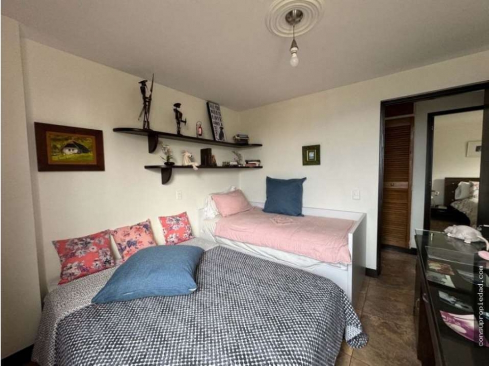 Apartamento en venta en El Poblado, Medellín · foto 10 de 16