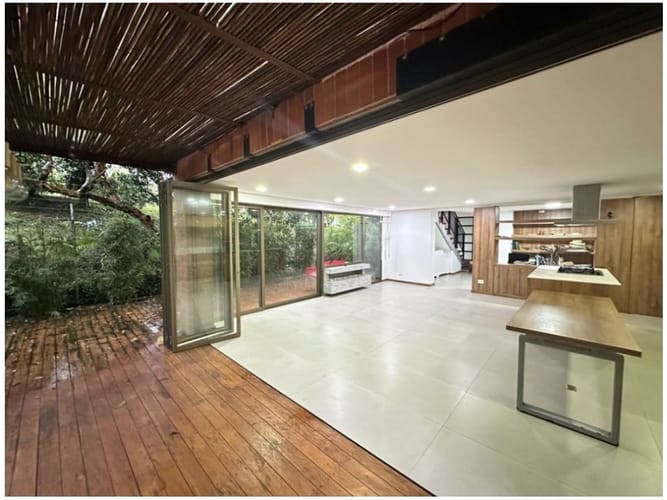 Casa de 4 alcobas en venta en La Sebastiana, Envigado, 241 m² · foto 3 de 22