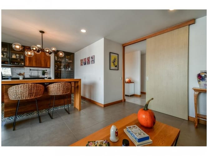Apartamento de 3 alcobas en venta en Loma Del Esmeraldal, Medellín, 110 m² · foto 7 de 18