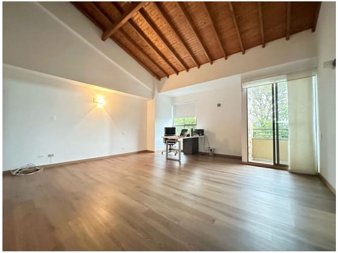 Casa de 4 alcobas en venta en La Sebastiana, Envigado, 241 m² · foto 14 de 22