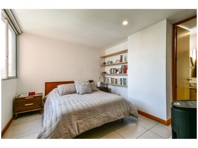Apartamento de 3 alcobas en venta en Loma Del Esmeraldal, Medellín, 110 m² · foto 10 de 18