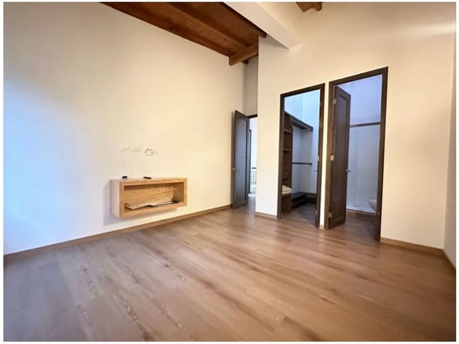Casa de 4 alcobas en venta en La Sebastiana, Envigado, 241 m² · foto 18 de 22