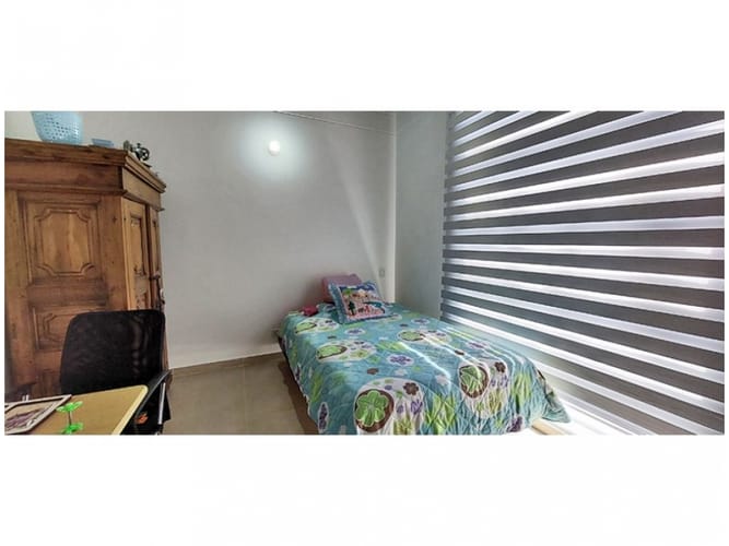 Casa de 3 alcobas en venta en Montessori, Medellín, 285 m² · foto 12 de 17