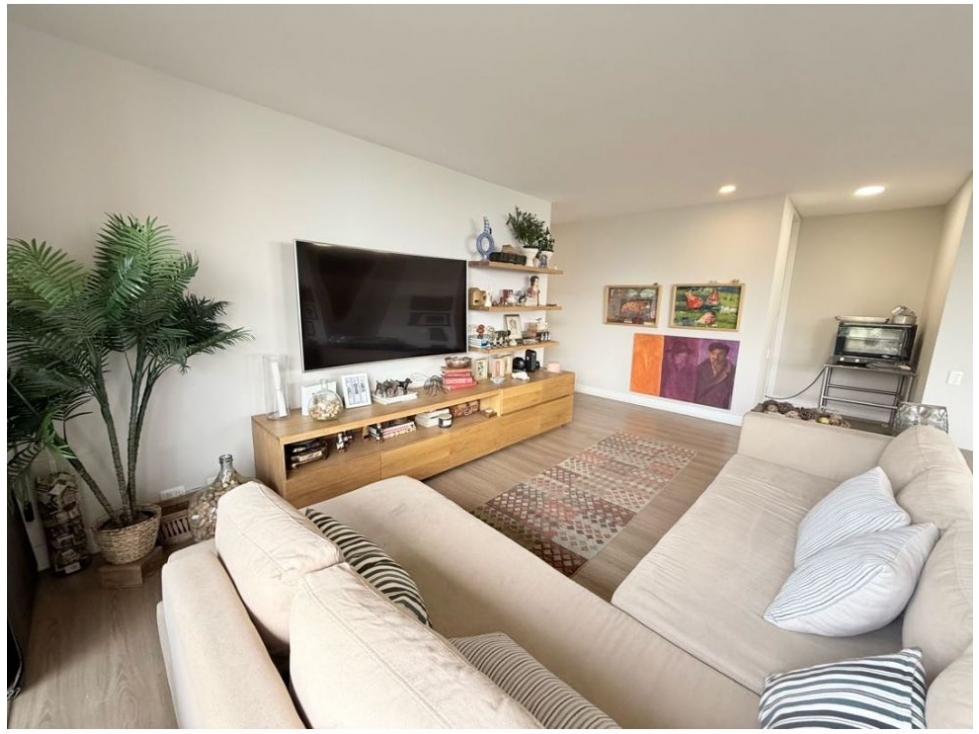 Apartamento en venta en Montessori, Medellín · foto 4 de 24