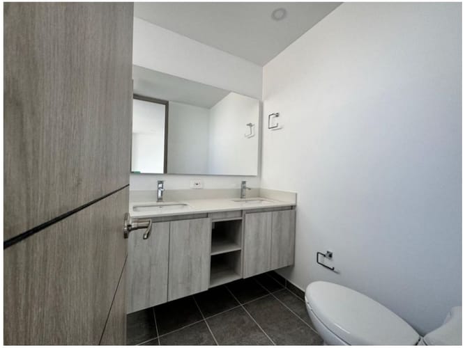 Apartamento de 3 alcobas en venta en Cumbres, Envigado, 136 m² · foto 10 de 22