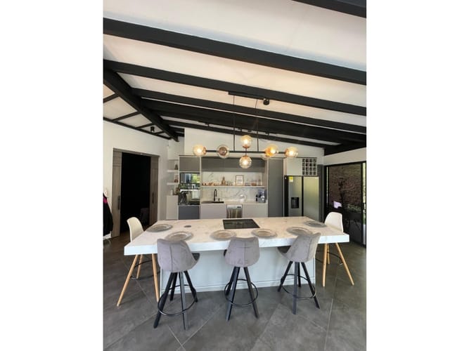 Casa de 4 alcobas en venta en Las Lomitas, Sabaneta, 315 m² · foto 15 de 24