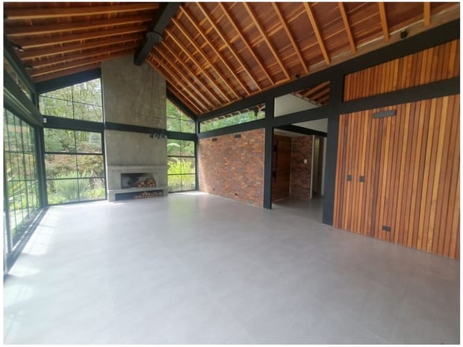 Casa de 3 alcobas en venta en Pantanillo, Envigado, 176 m² · foto 3 de 24