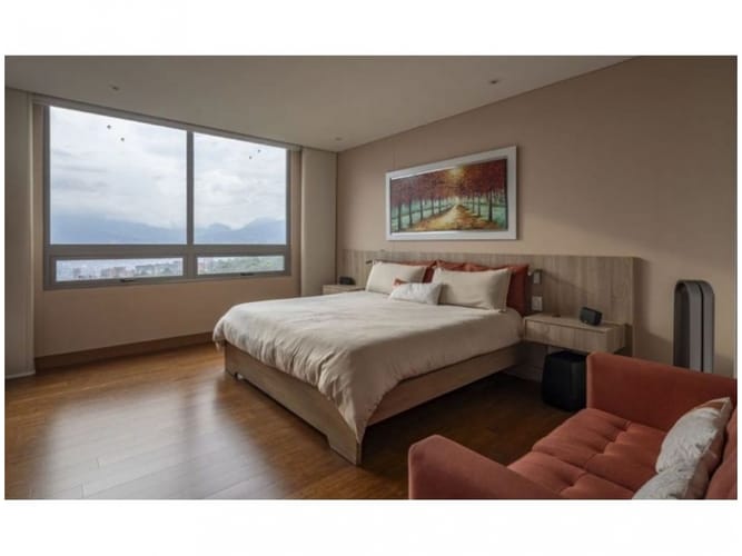 Apartamento de 3 alcobas en venta en Altos Del Poblado, Medellín, 298 m² · foto 23 de 24