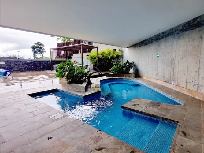 Apartamento de 3 alcobas en venta en Los Balsos, Medellín, 292 m² · foto 13 de 16