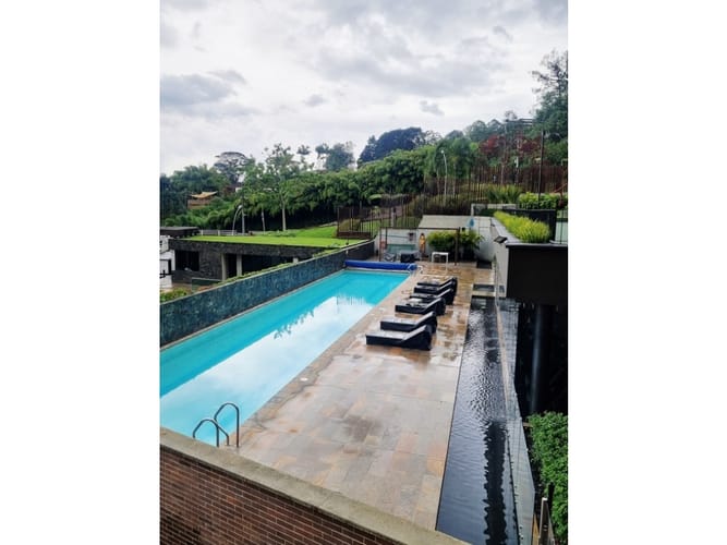 Apartamento de 3 alcobas en venta en Los Balsos, Medellín, 292 m² · foto 14 de 16
