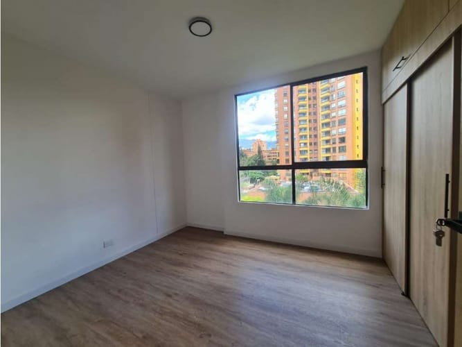 Apartamento de 2 alcobas en venta en El Poblado, Medellín, 116 m² · foto 4 de 16
