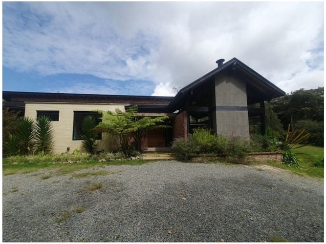 Casa de 3 alcobas en venta en Pantanillo, Envigado, 176 m² · foto 23 de 24